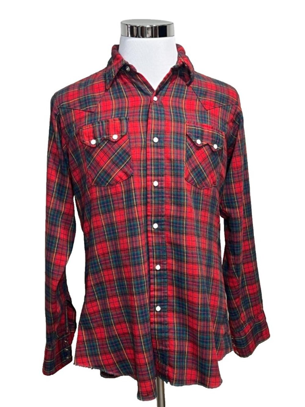 Dee Cee Brand Authentic Western Wear Vintage Pearl-Snap Shirt size: 17/36 Red